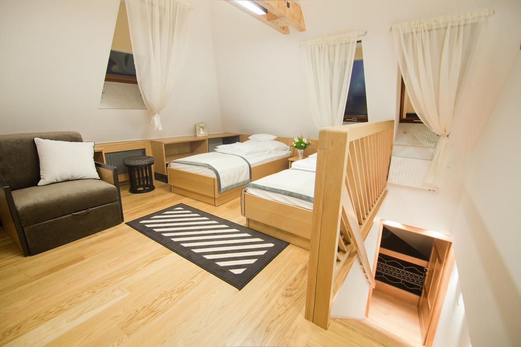 Standard Twin Room,789723297:JPEG